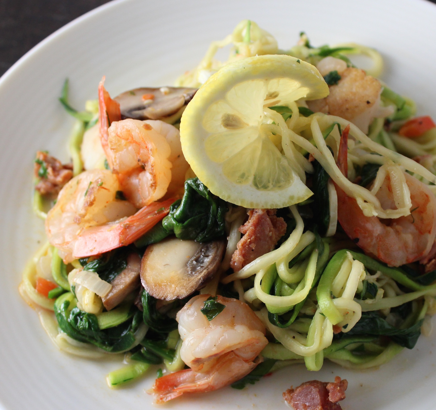 http://mydeliciousblog.com/wp-content/uploads/2015/08/ShrimpScallopZoodles.jpg