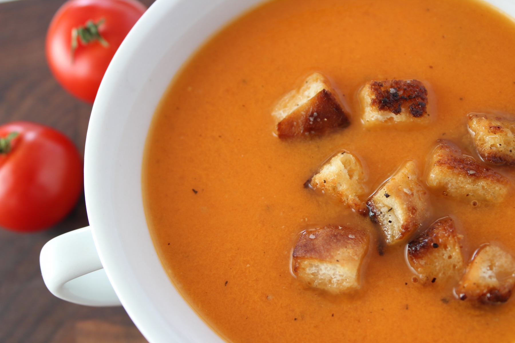 Summery Fresh Tomato Soup Recipe - Grace Parisi