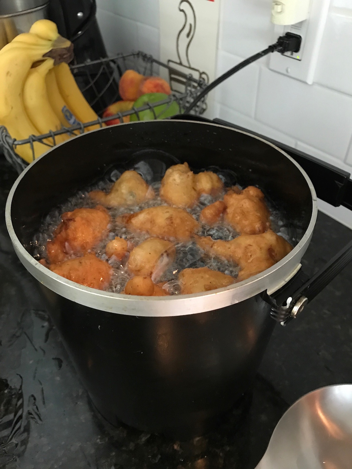 clam fritters in fry daddy