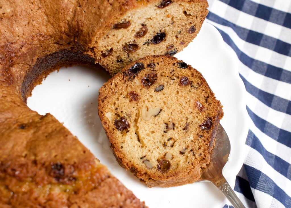 Raisin Cake | My Delicious Blog